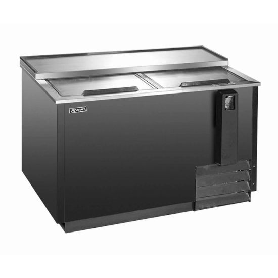 Picture of U-Star Bottle Cooler, 50"W, 14 cu ft, 2 Door, in Black