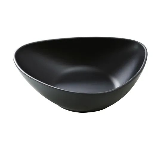 Picture of MO-211BK Moderne 11″ X 9″ X 3″ Deep Triangle/Pasta Plate 75 oz Black